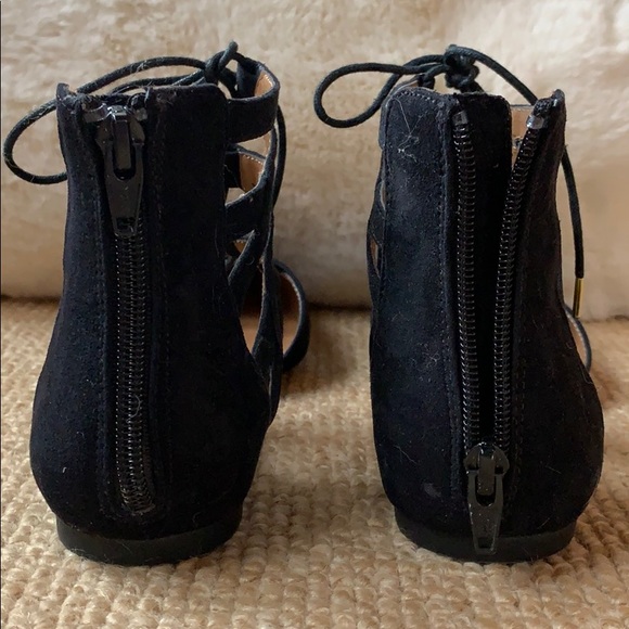 Pointy Toe Ballet Flat - Picture 3 of 8